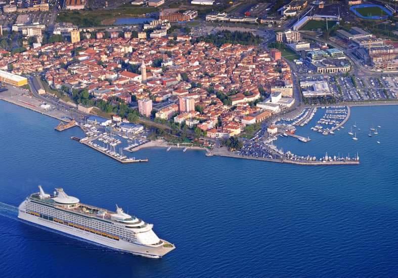 Koper Center Apartment Near-Beach-Free-Garage-Parking エクステリア 写真